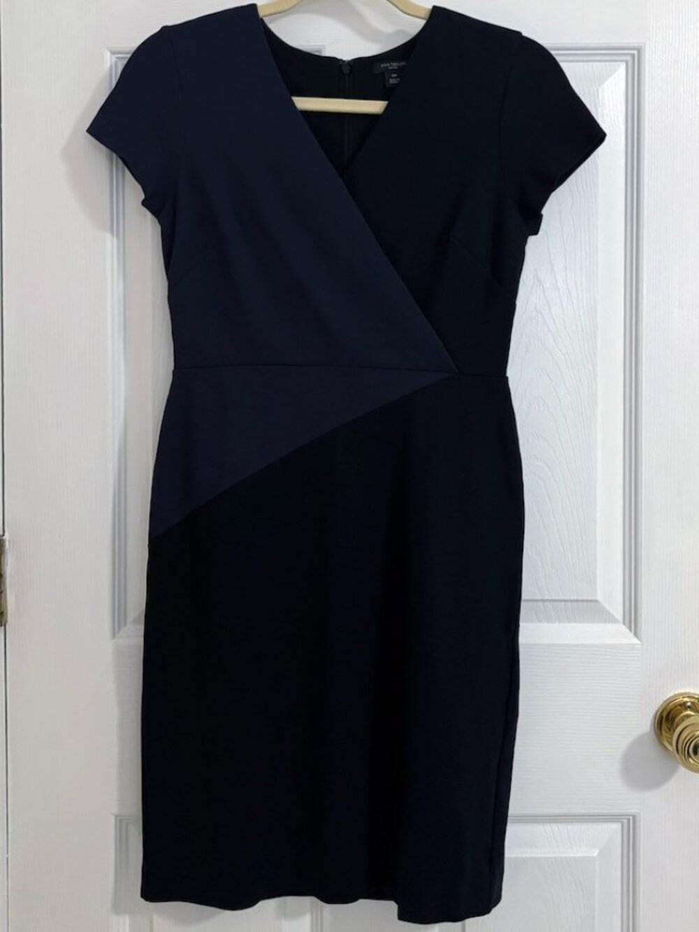Ann Taylor Petite Navy Black Colorblock Ponte Sheath Dress 00P